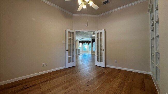 Building Photo - 12015 Concho Bay Ct