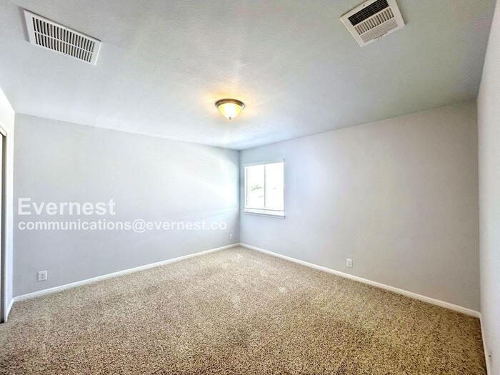 Building Photo - 817 Noatak Trail