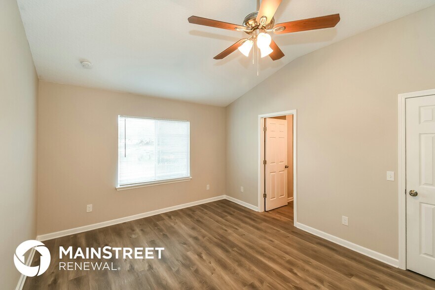 Building Photo - 5656 Village Pond Cir