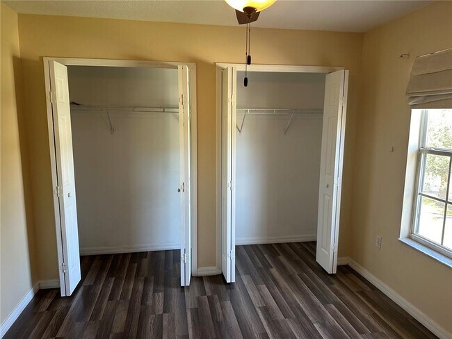 Building Photo - 4150 Vanern Way