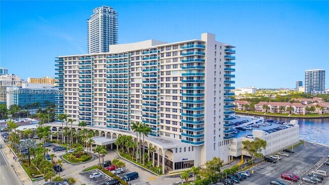 Building Photo - 3800 S Ocean Dr