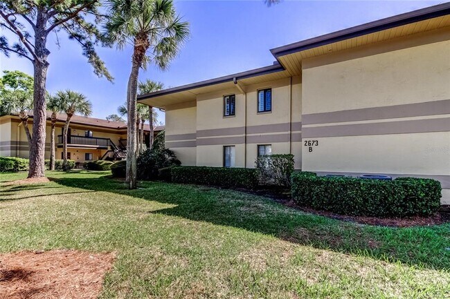 Building Photo - 2673 Sabal Springs Cir