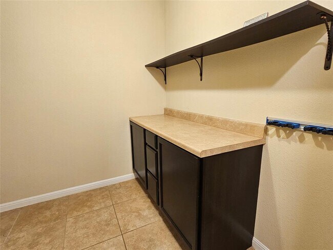 Building Photo - 13708 Loleta Way