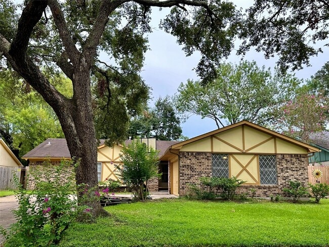 Building Photo - 16218 Cavendish Dr