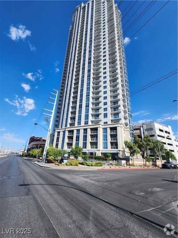 Building Photo - 200 W Sahara Ave