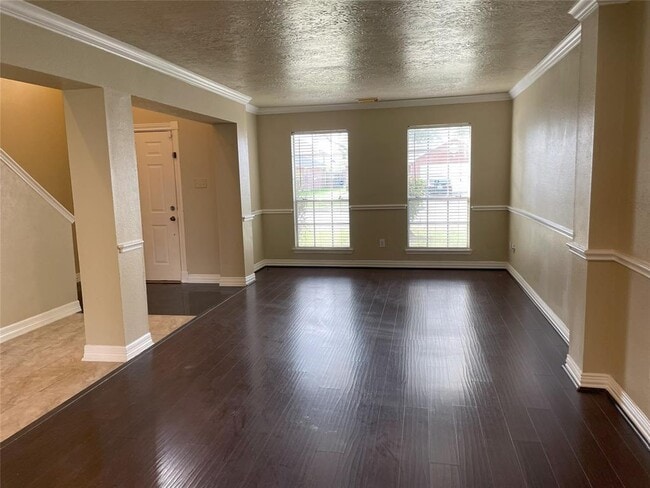Building Photo - 16407 Split Willow Dr