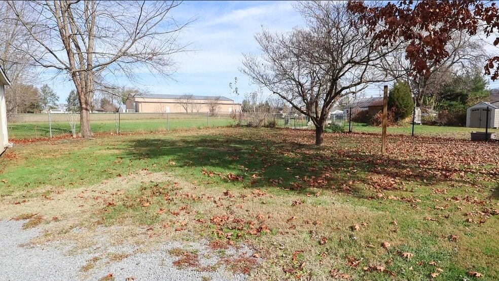 Building Photo - 1352 King Mill Pike