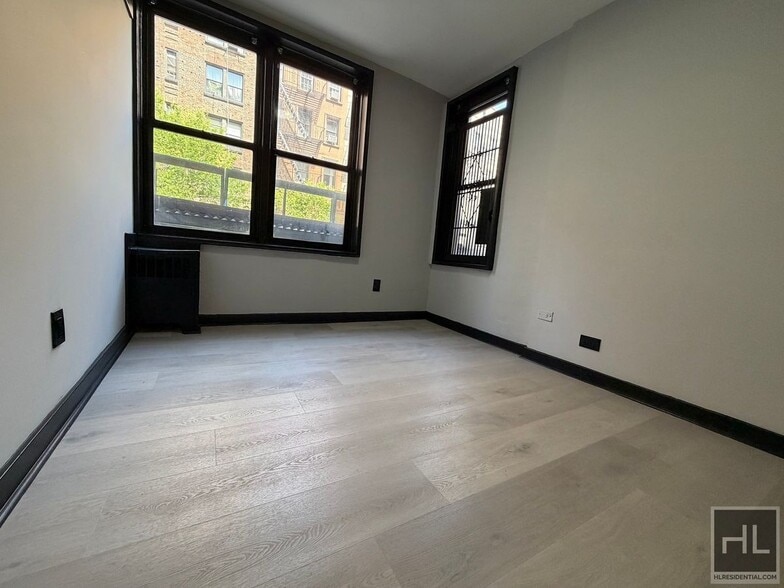 Building Photo - East 58th Street