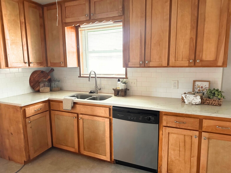 Building Photo - 6007 Palmetto Trl