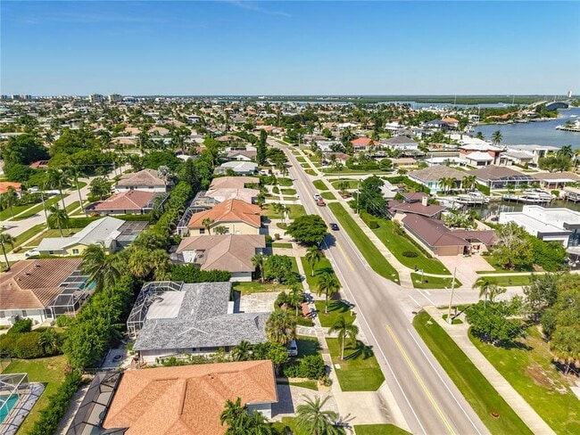 Building Photo - 620 N Barfield Dr