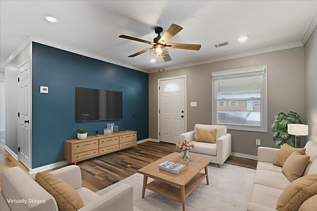 Building Photo - Charming 3-Bedroom Ranch in a Convenient L...