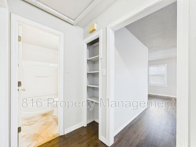 Building Photo - 4036 Cleveland Ave.