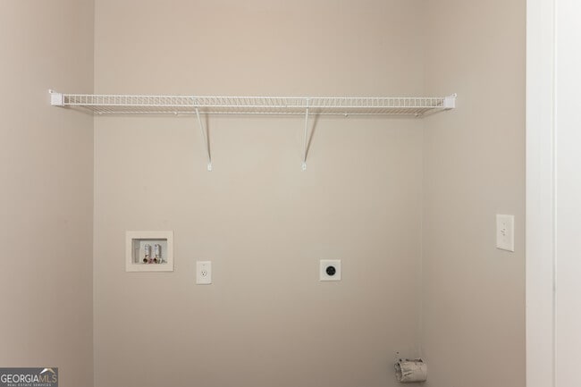 Building Photo - 411 Erin Ct