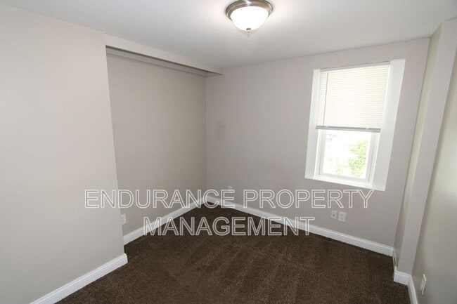 Building Photo - 733 Buckeye St