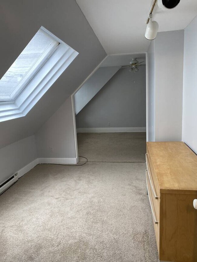 Building Photo - 405 Elmwood Ave