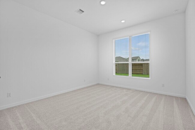 Building Photo - 2720 Grv Crst Dr