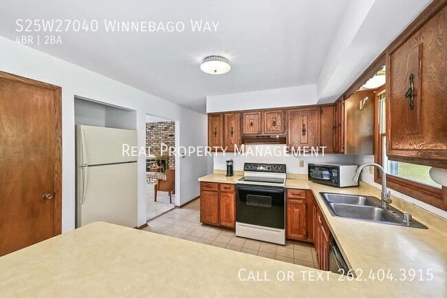 Building Photo - S25W27040 Winnebago Way