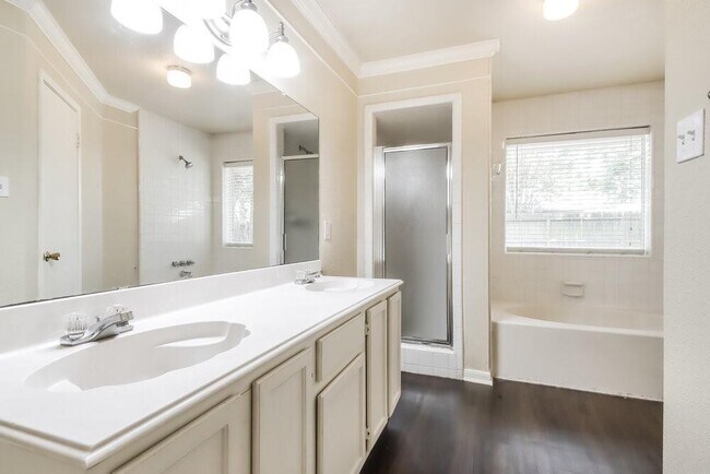 Building Photo - 4110 Bassingham Dr