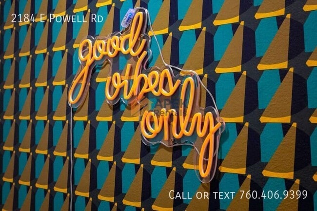 Building Photo - 2184 E Powell Rd