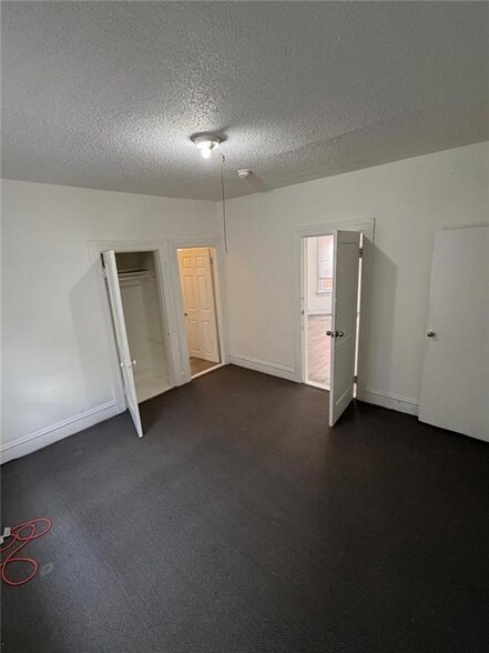 Building Photo - 116 Lenox Ave