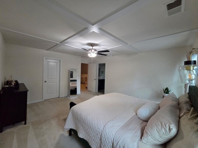 Building Photo - Well Maintained Large townhome in Steele Creek