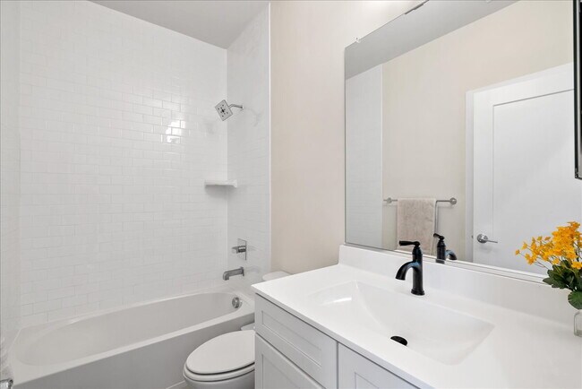 Building Photo - A Glimpse of Serene Living in Chantilly, VA