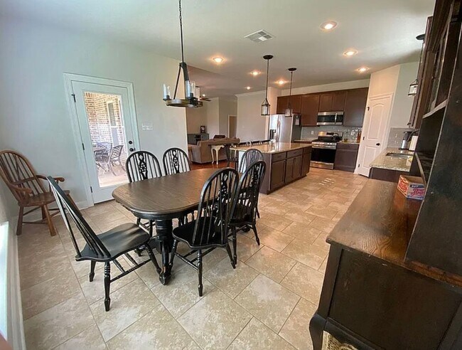 Building Photo - Cypress Bend- 4 bedroom!