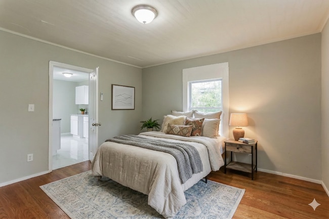 Building Photo - Charming Home for Rent – Griffin, GA - $500 off on 1st month's rent