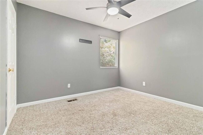 Building Photo - 6925 Cainwood Dr