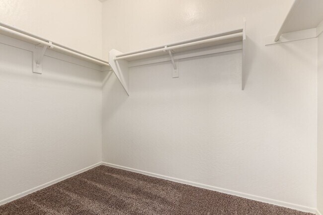 Building Photo - Awesome 3 bedroom / 2 bath in Cordova Estates - 83rd Ave & Buckeye Rd