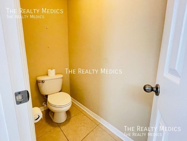 Building Photo - 2901 Wild Tamarind Blvd