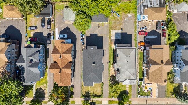 Building Photo - 838 Capitol Ave