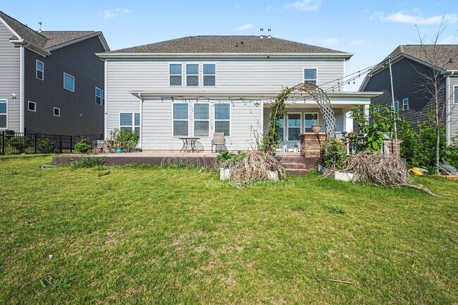Building Photo - 13126 Chopin Ridge Rd