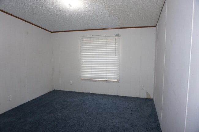 Building Photo - 8008 County Rd 69.1