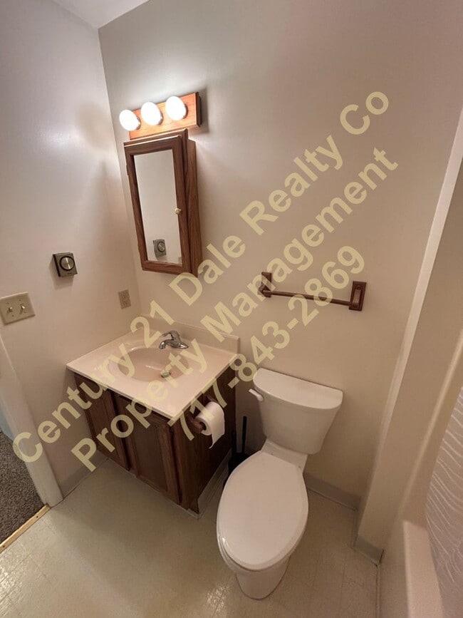 Building Photo - Beautiful 2 BR Home in Dover School District