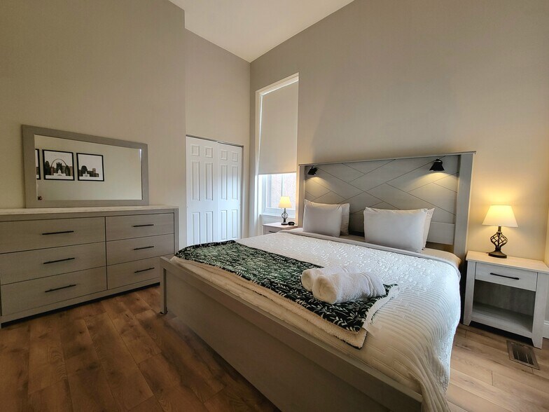 Building Photo - 1808 Lafayette Ave