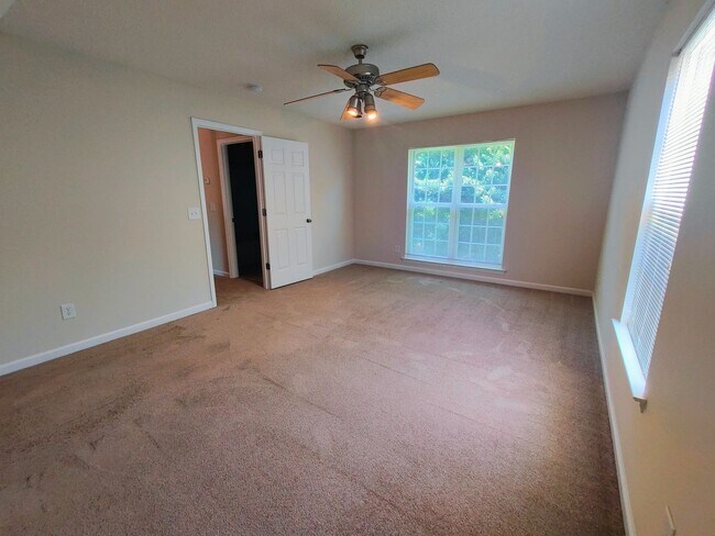 Building Photo - 4913 Lighthouse Ct