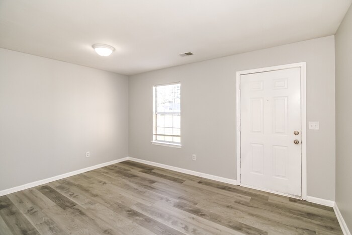 Building Photo - 10 Glen Knoll Ct