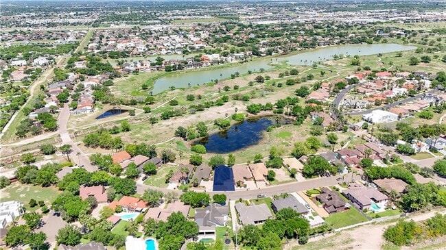 Building Photo - 29 Rio Grande Dr