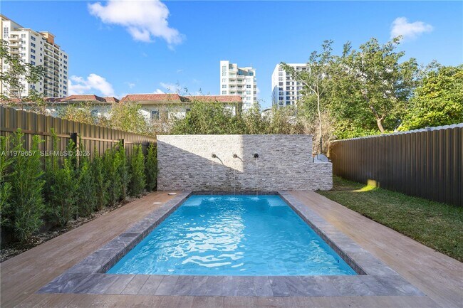 Building Photo - 3187 SW 23rd St