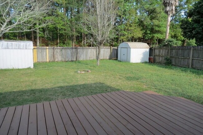 Building Photo - 2BR/2BA Townhome