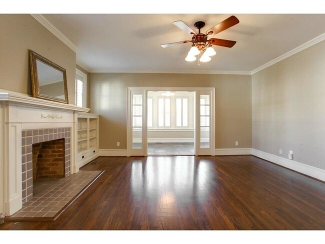 Building Photo - 2200 College Ave