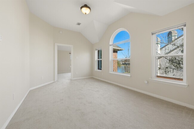 Building Photo - 4208 Greystone Way