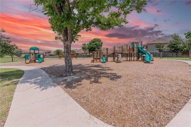 Building Photo - 5826 Aviano Rd