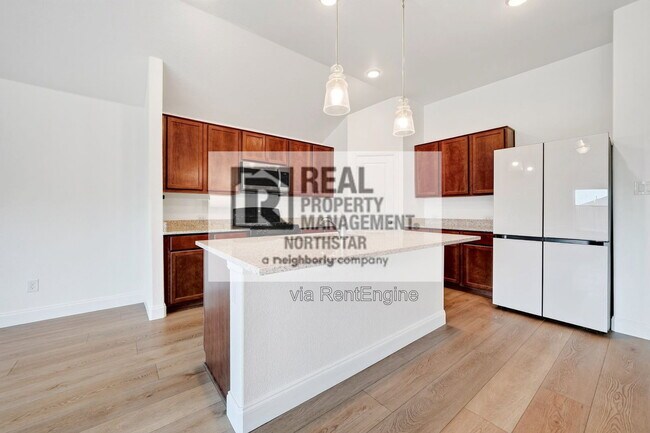 Building Photo - 1804 Huisache St
