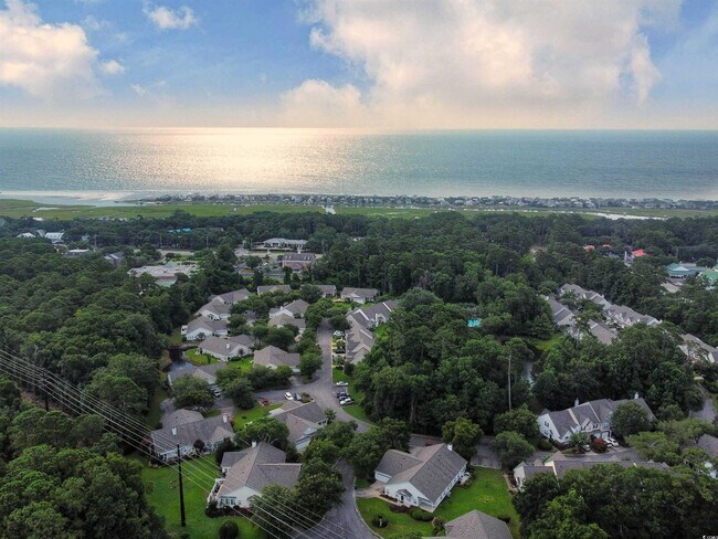 Building Photo - 33 Regal Ln