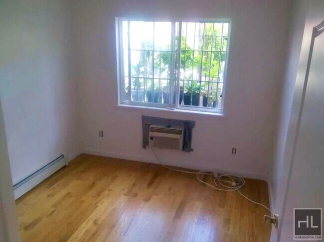 Building Photo - CATALPA AVENUE