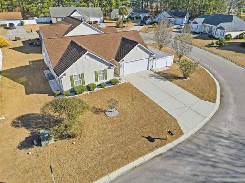 Building Photo - 1193 Jumper Trail Cir