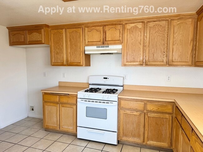 Building Photo - 3 Bed 2 Bath Home In Copper Hills!