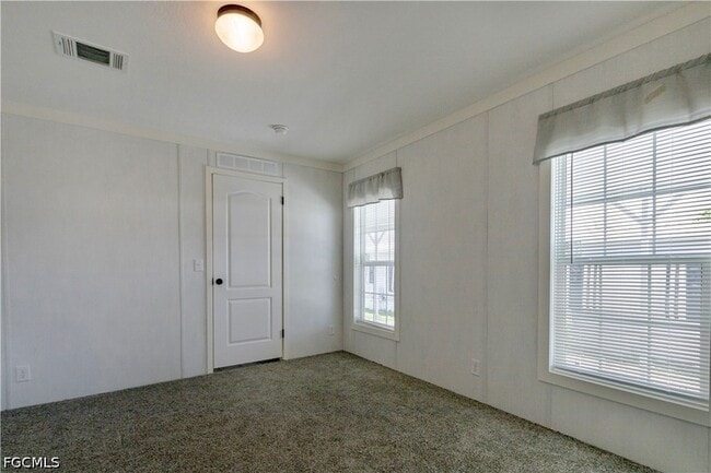 Building Photo - 4944 Porky Ln NW